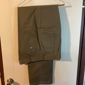Men’s Wrangler Riata slacks size 38 x 36